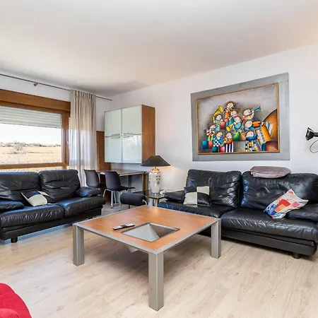 Baruhaus Triplex Piscina Y Parking Villamanan