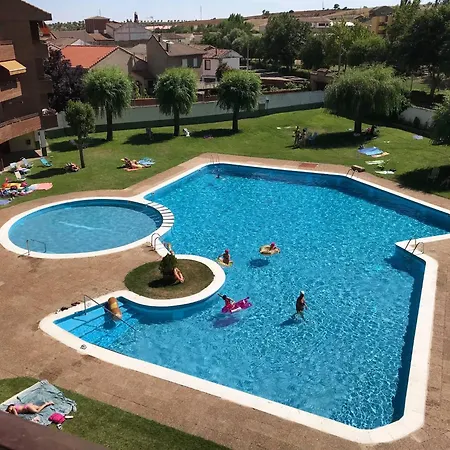 Baruhaus Triplex Piscina Y Parking Villamanan