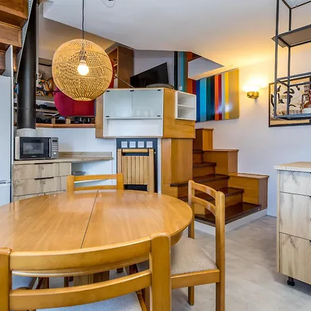 Baruhaus Triplex Piscina Y Parking 公寓 *