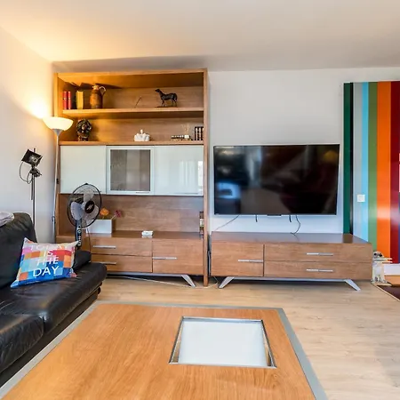 Baruhaus Triplex Piscina Y Parking 公寓 Villamanan